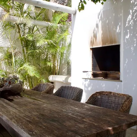 Santa Cruz Ocean Villa Gaula